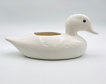 Mid-Century White Duck Planter - California Pottery Ceramic Vase, Vintage Home Decor