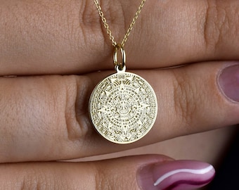 14K Echtgold Maya-Kalender-Halskette, Gold-Azteken-Kalendermünze, mexikanischer Native-Schmuck, personalisiertes Azteken-Geschenk, Maya-Gold-Scheibenanhänger