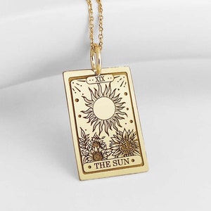Collier tarot soleil en or massif 14 carats, pendentif carte tarot soleil, bijoux rectangle tarot jeu, cadeau carte tarot sorcière, carte tarot superposition