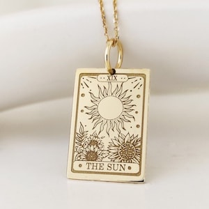 14K Real Solid Gold Sun Tarot Card Necklace, The Sun Tarot Card Disc Pendant, Dainty Tarot Card Deck Charm, 14K Gold Witch Tarot Card Gift