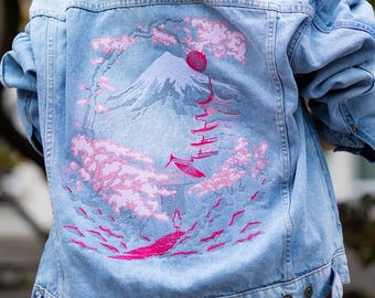 Bestickte Mount Fuji Oversized Heavy Jeansjacke: Kirschblüten, reine Baumwolle