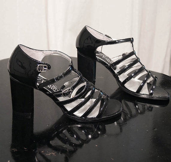 Vintage Studio HD2 Soho Black Patent Strappy heel… - image 4