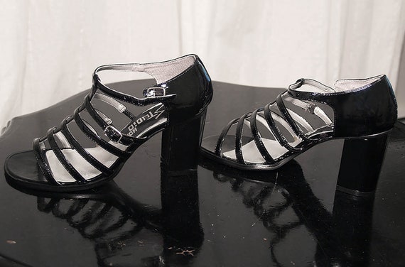 Vintage Studio HD2 Soho Black Patent Strappy heel… - image 3
