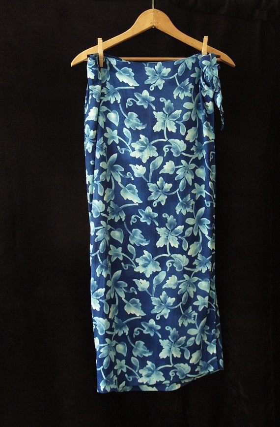 Vintage Hillard and Hanson Blue Floral Wrap Skirt 