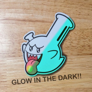 Ghost Bong Aufkleber ~ Glow in the Dark Vinyl Wasserdichter Aufkleber 3 "~ Erhältlich in holographisch und nicht leuchtend!
