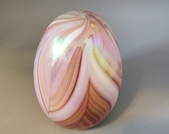 Gibson Art Glass Pink Hued Pulled Feather Egg Shaped Paperweight 1987