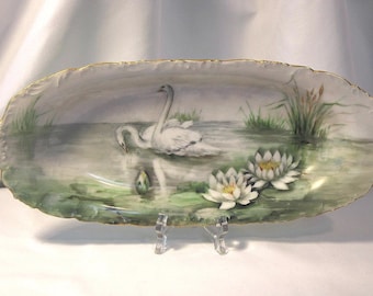 Bandeja de servir antigua pintada a mano de T&V Limoges