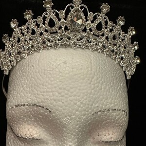 Women Tiaras | wedding | hair accessories | events| Crown | Crystal