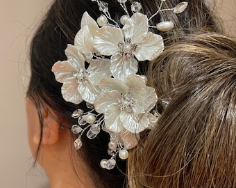 Floral bridal hair clip| wedding hair clip| pearl | crystal | hair accessories| Hair jewelry
