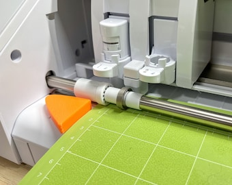 Silhouette Cameo 4 Cutting Mat Guide | Die Cut Machine Mat Alignment | Fits Existing Holes | 3D Printed