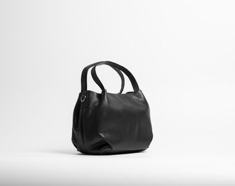 Leather bag, handbag, handmade leather bag, woman leather bag, minimalist leather bag, elegant, handcraft, KENATA, brand with mission, Black