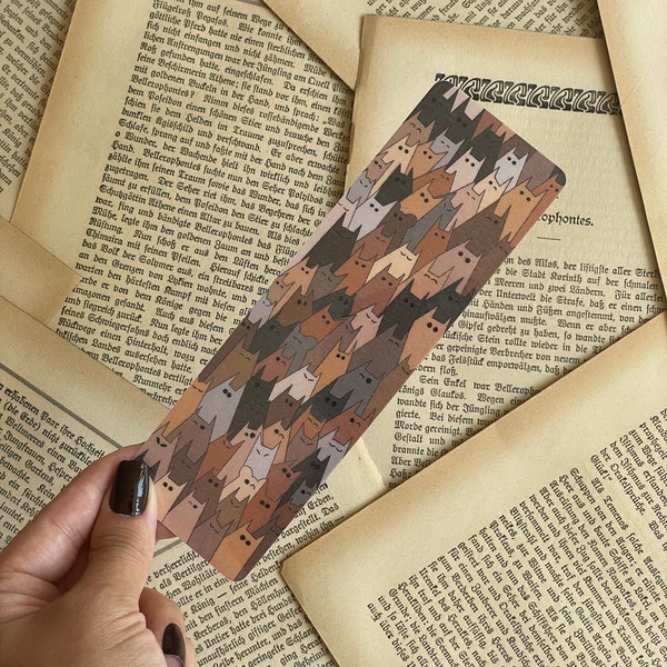 Cute Cat Bookmark | Bookish, Cat Lover and Laminated | Gift For Book Lovers | Booktok | Cat Lady Gift | Aesthetic | One More Chapter