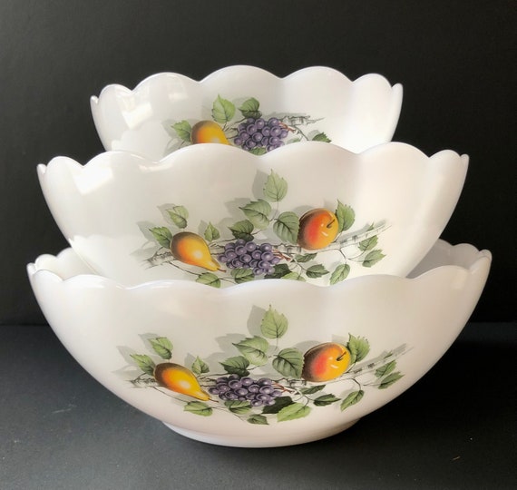 Arcopal France Fruits De France Milk Glass Nesting Bowls Set of 3