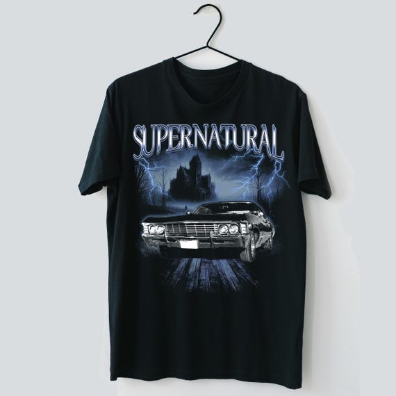 Black 1967 Classic Car T-shirt - Retro Vintage 90s Supernatural