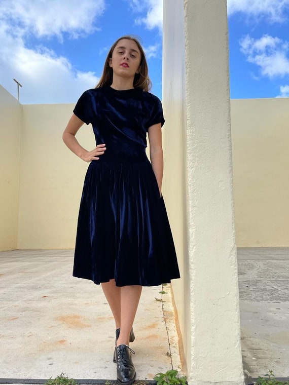 Vintage blue velvet dress from the 50’s - image 1
