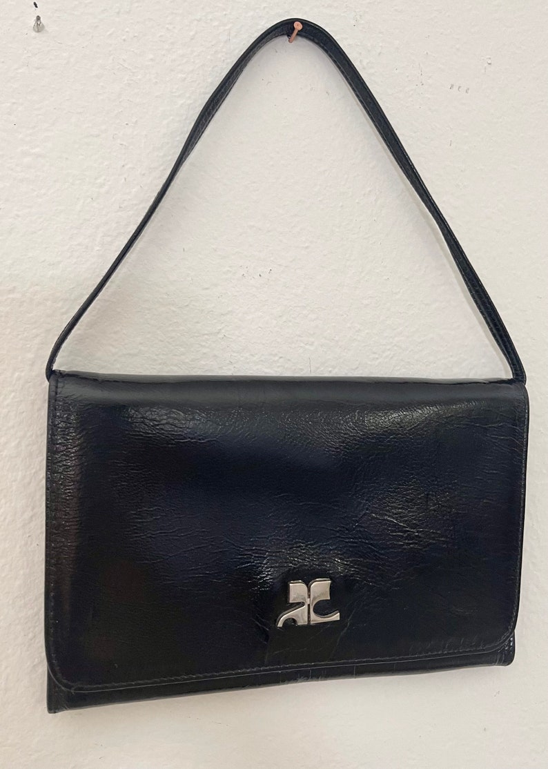 COURREGES VINTAGE POUCH 1960 black leather with small strap image 2