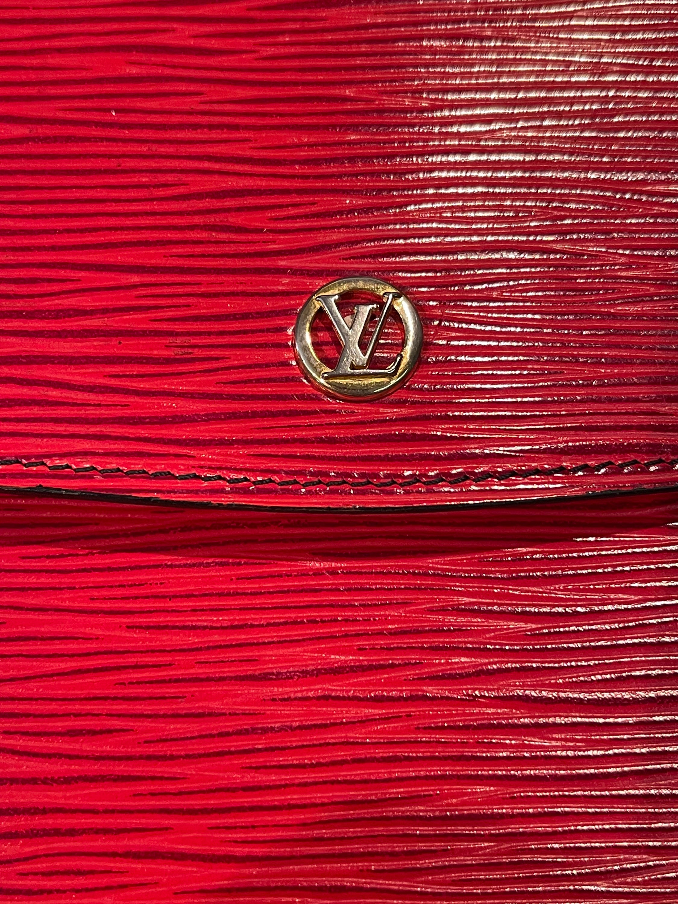 LOUIS VUITTON Vintage Red CLUTCH épi Leather 1980 