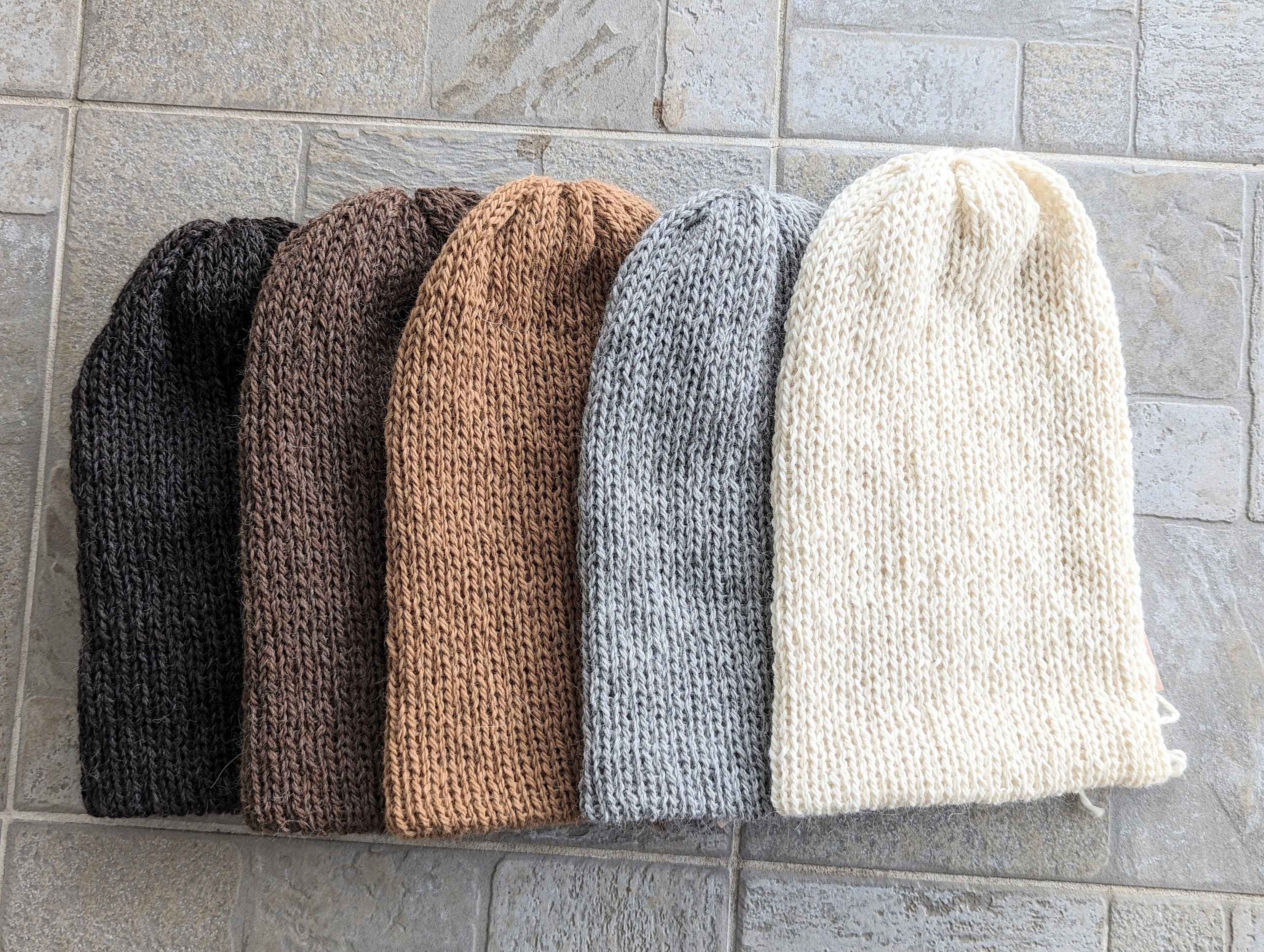 Cappello in lana di alpaca fatto a mano, opzionalmente foderato in raso