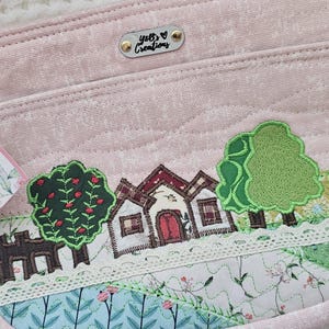 Quilted crossbody bag | handmade quilted applique purse | unique item | accessories image 6