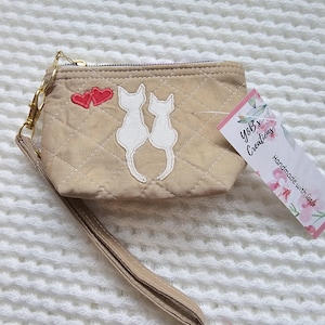 Quilted small pouch | Keychain pouch | accessory | machine embroidered applique | upcycled