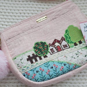 Quilted crossbody bag | handmade quilted applique purse | unique item | accessories image 1