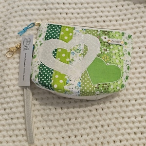 Patchwork Medium-sized pouches with appliques | Pencil pouch | Green and Purple | handmade bag