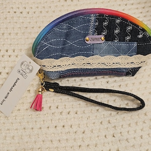 Quilted upcycled pouch | Coin pouch made from upcycled denim | unique units | accessory