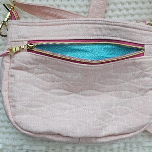 Quilted crossbody bag | handmade quilted applique purse | unique item | accessories image 3
