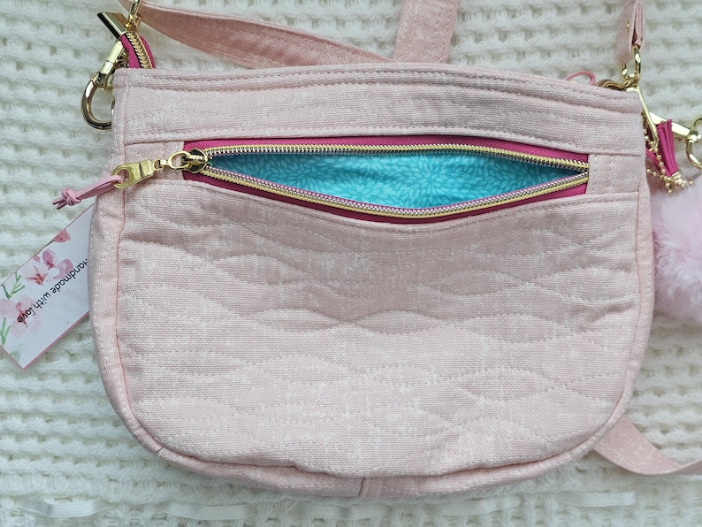 Quilted crossbody bag | handmade quilted applique purse | unique item | accessories image 3