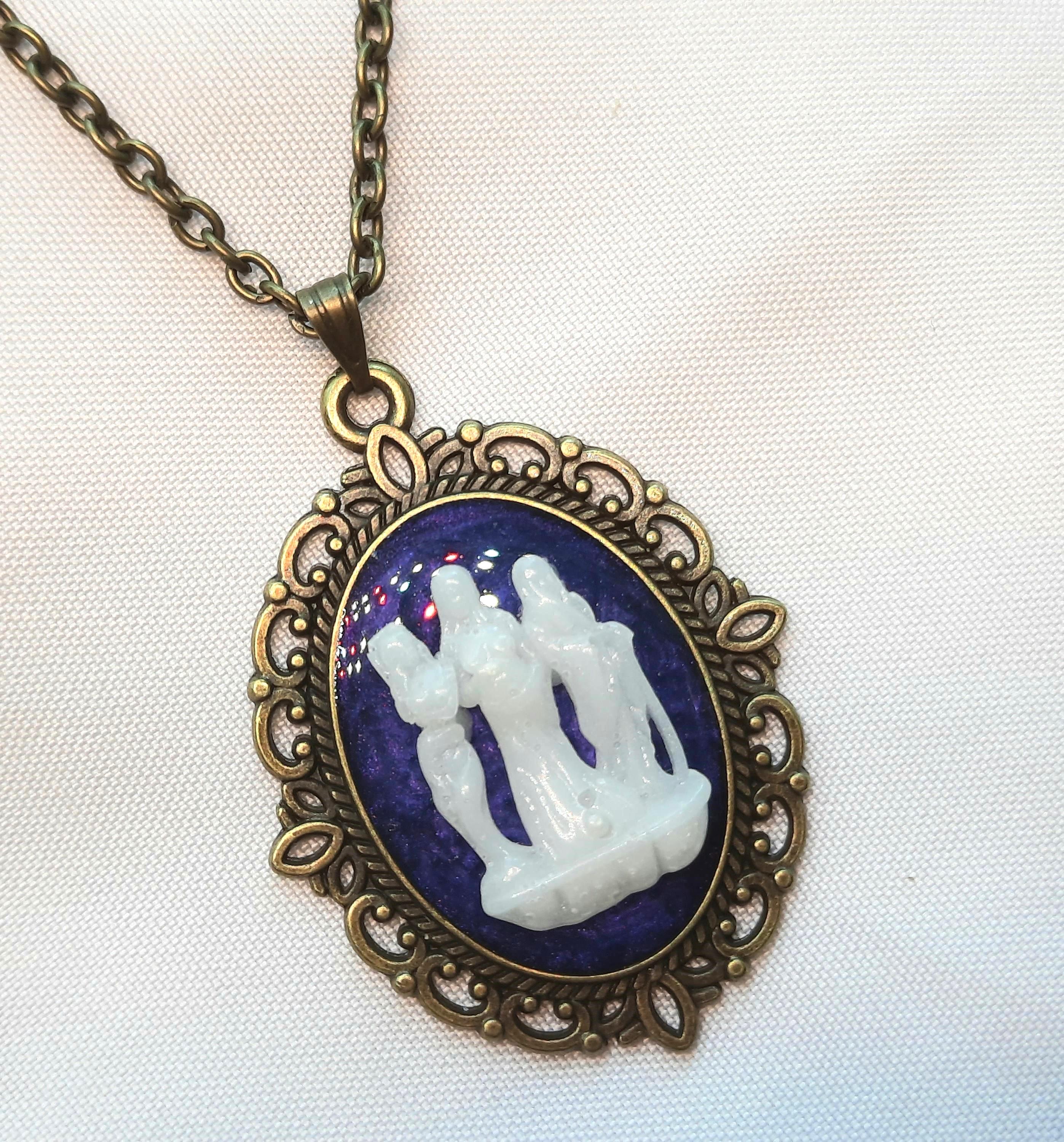 Agatha Harkness Purple Three Goddess Pendant Necklace - Agatha All Along - Witches Knot