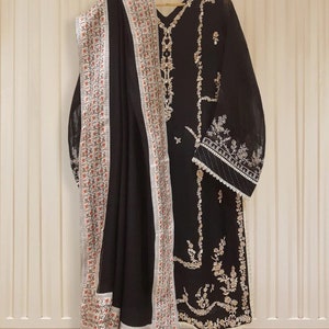 Agha Noor Original 2pc Cotton Net Heavily Embroidered Shirt