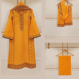 Agha Noor Original 3 Stück aus reiner Pima Baumwolle Rasen besticktes Hemd, Hose & Dupatta pakistanische indische Bangladeshi Designer bereit zu tragen