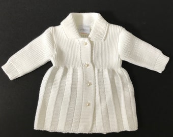 Manteau blanc perlé à boutons pour bébé fille 0/3 mois