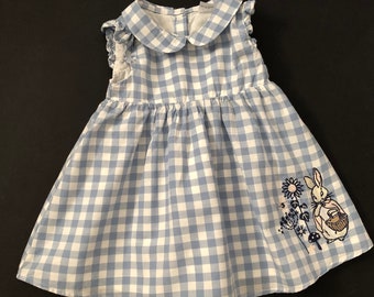 Robe bleue à carreaux Peter Rabbit bébé fille 6/9 mois