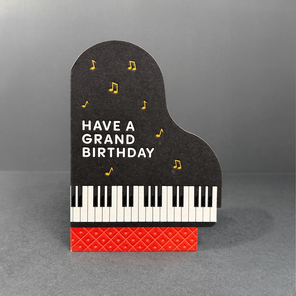 Cartão de feliz aniversário com música de piano (pai, marido, amigo, irmão, filho, filha)