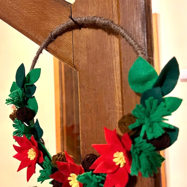 Felt Flower wreath, Christmas Decor, Front door floral wreath, Winter Decor, Front Door Winter Display wreath, 8” door wreath