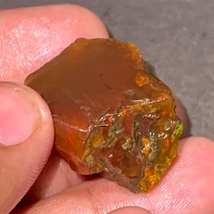 Opal Rough, Natural Ethiopian Oil Opal, Specimen Crystal Opal, Welo Fire Flashy Fire Opal,Jewelry Making Supply Opal Rough Gemstone, 55 CT.