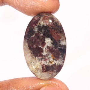 天然ルビーカボション：オーバルルースジェムストーン（41.60カラット、31X20X6 MM）