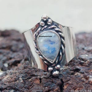 Genuine Moonstone Ring, Moonstone Silver Ring, Moonstone Ring, Crescent Moon Ring, Moonstone Statement Ring, Boho Ring, Moon Stone Ring