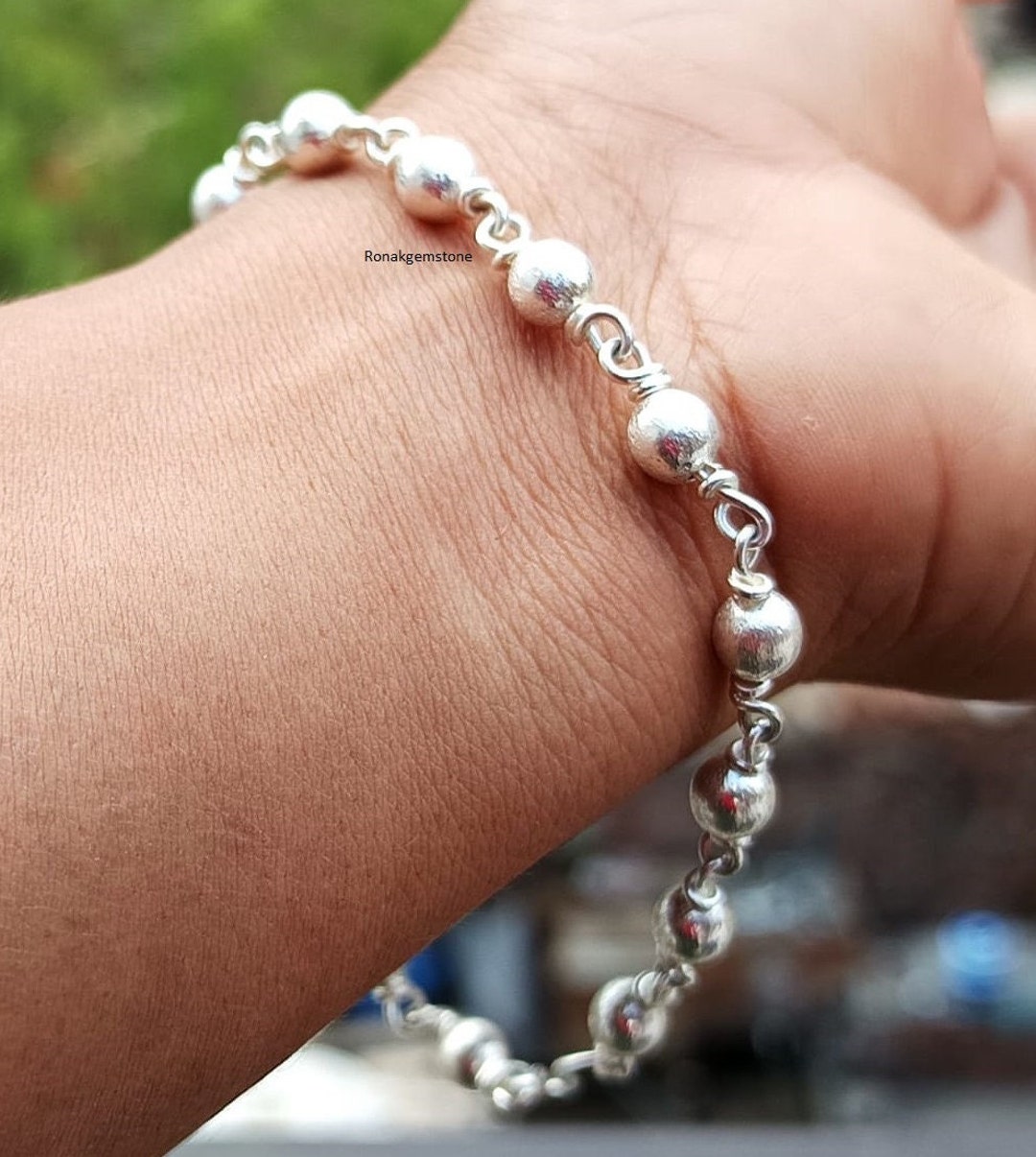★SENTIMENTS★ NO.600 [SILVER] TWO HOLD BALL BRACELET Amazon.com: Amazon Essentials Sterling Silver Diamond Double