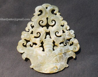 USD 400,000,-  Ancient Qin Dynasty (221 BC) Chinese Dynasty Archaic jade natural jadeite pendant  pearl white, Rare antique genuine 玉