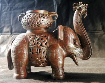 Ming dynasty, a caparisoned elephant archaistic bronze altar vase, sculpture  14th-16th century | 清十七至十八世紀 銅太平有象尊