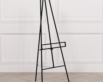 Mattsvart metallstaffili, modern minimalistisk inredning
