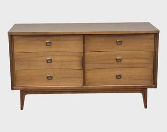 Mid 20th Century Johnson Carper American Modern Dresser