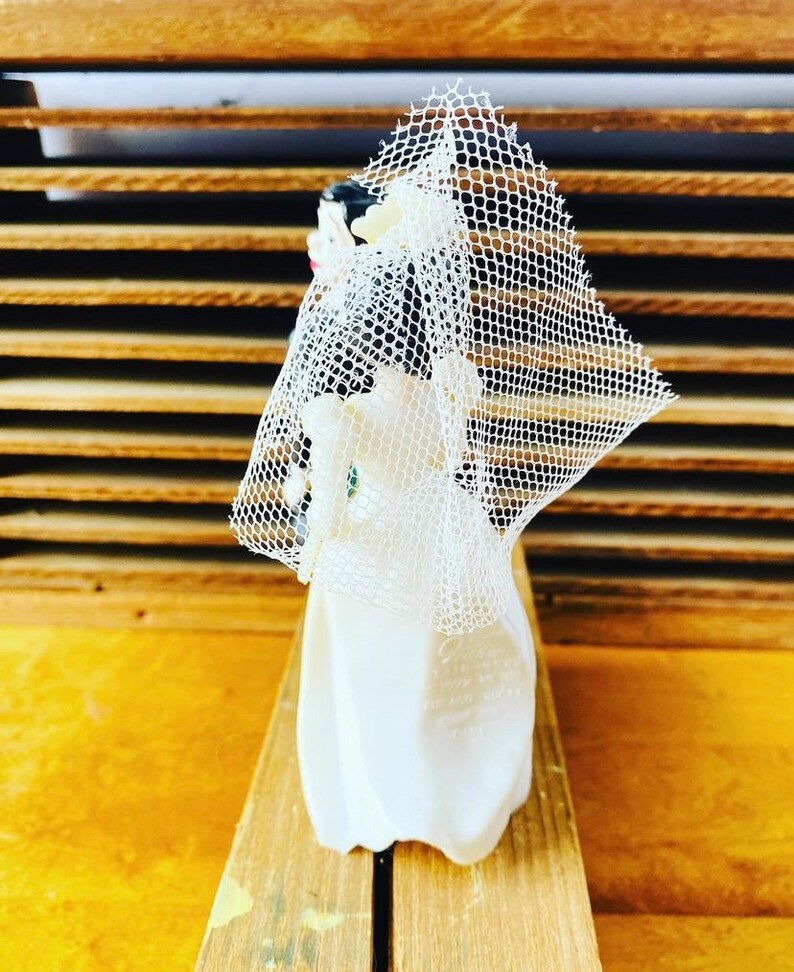 Funny Wedding Cake Topper - Groom Chasing Bride With Big Hand - Humorous Cake Decor For Fun Couples - View #7