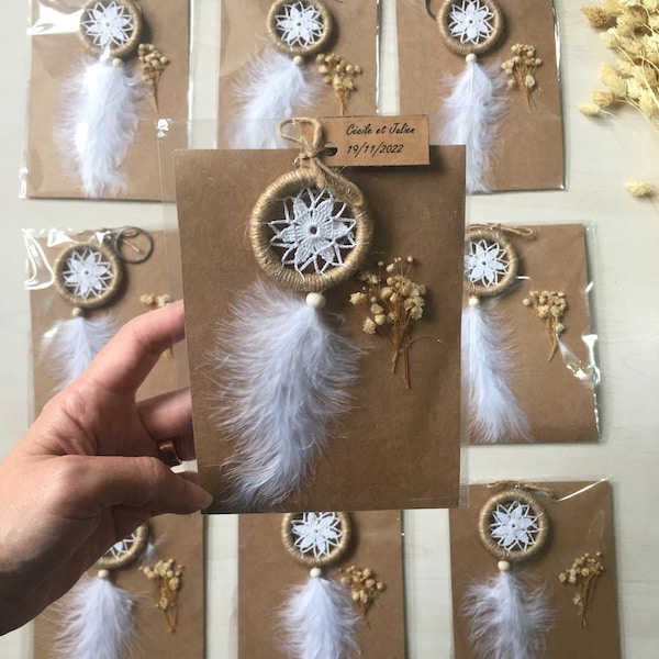 Sleutelhanger Mini Dreamcatcher gunsten, bescherming DreamCatcher, uniek cadeau, Boho baby shower gunsten, Boho huwelijksgunsten, gunsten voor gasten