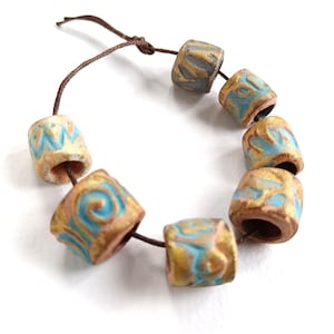 Détails des perles tubulaires - perles en céramique, perles cylindriques, antiques, perles rustiques, perles en terre cuite, perles terreuses