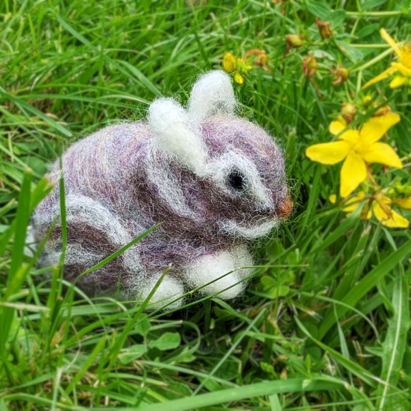 Sweet Felted Wool Bunny, Plump and Soft Texture, Natural Wool Collectible, Whimsical Woodland Rabbit, Unique Gift Idea for Animal Lovers