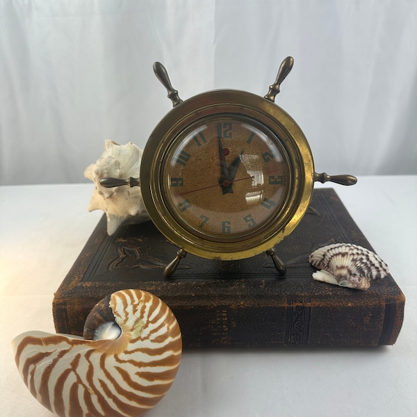Vintage 1940’s Brass Ships Wheel /Helm Desk Clock by Warren TELECHRON co. USA