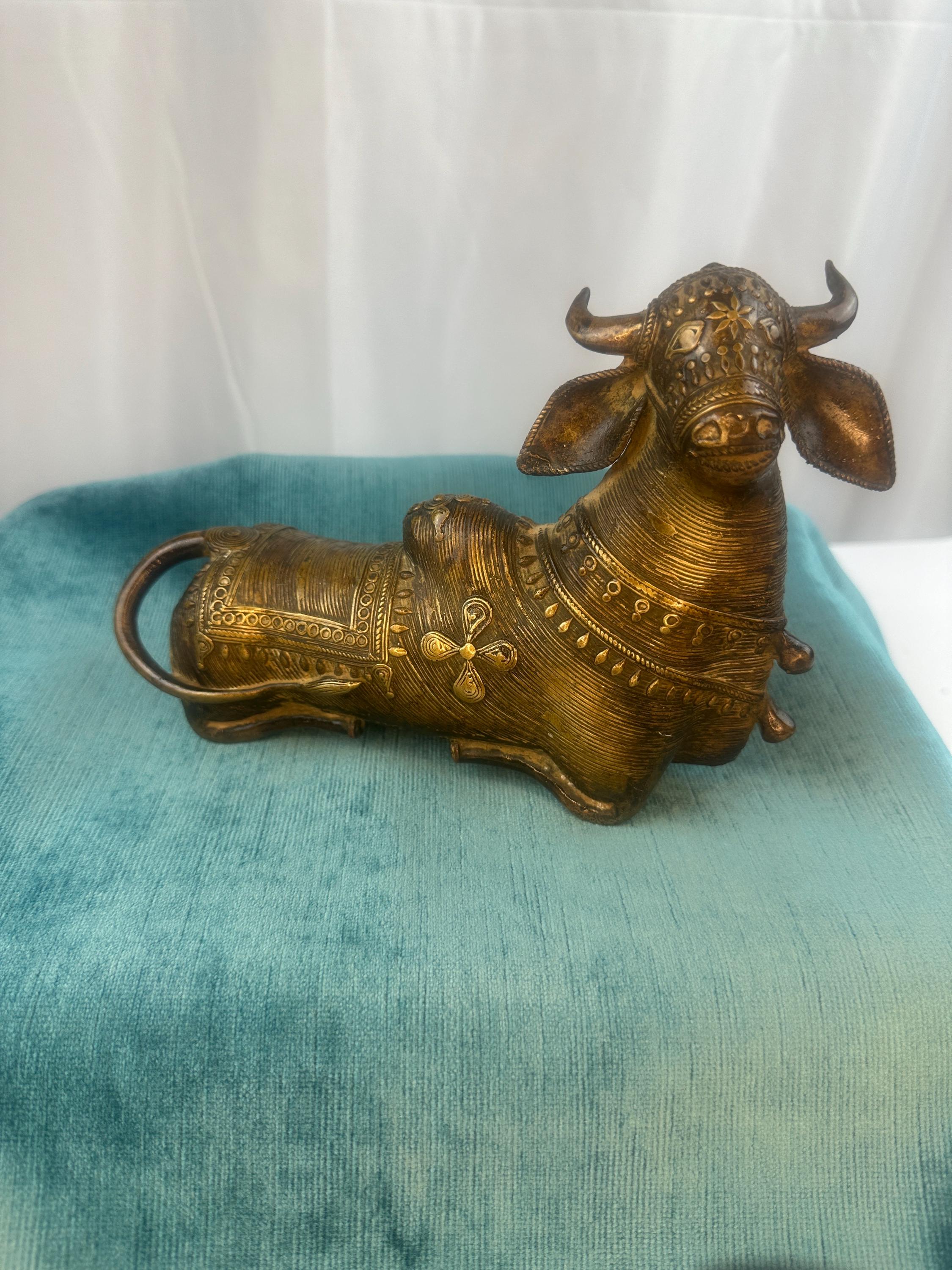 ヴィンテージ ハンドメイド 真鍮製 牛/ナンディ/聖なるインドの牛 